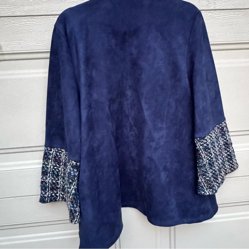 Navy Blazer with Tweed Accents - Picture 7 of 10